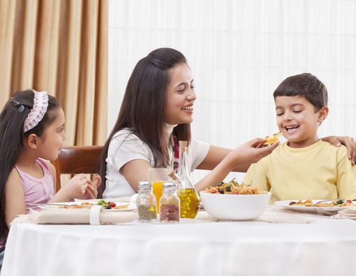 Tips Mengajari Anak Menghargai Makanan