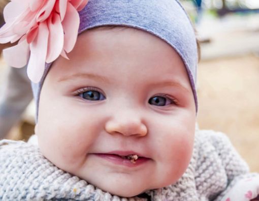 Anak Sering Mengemut Makanan, Atasi dengan Cara Ini