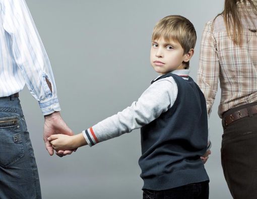 Dampak Overprotektif pada Tumbuh Kembang Anak