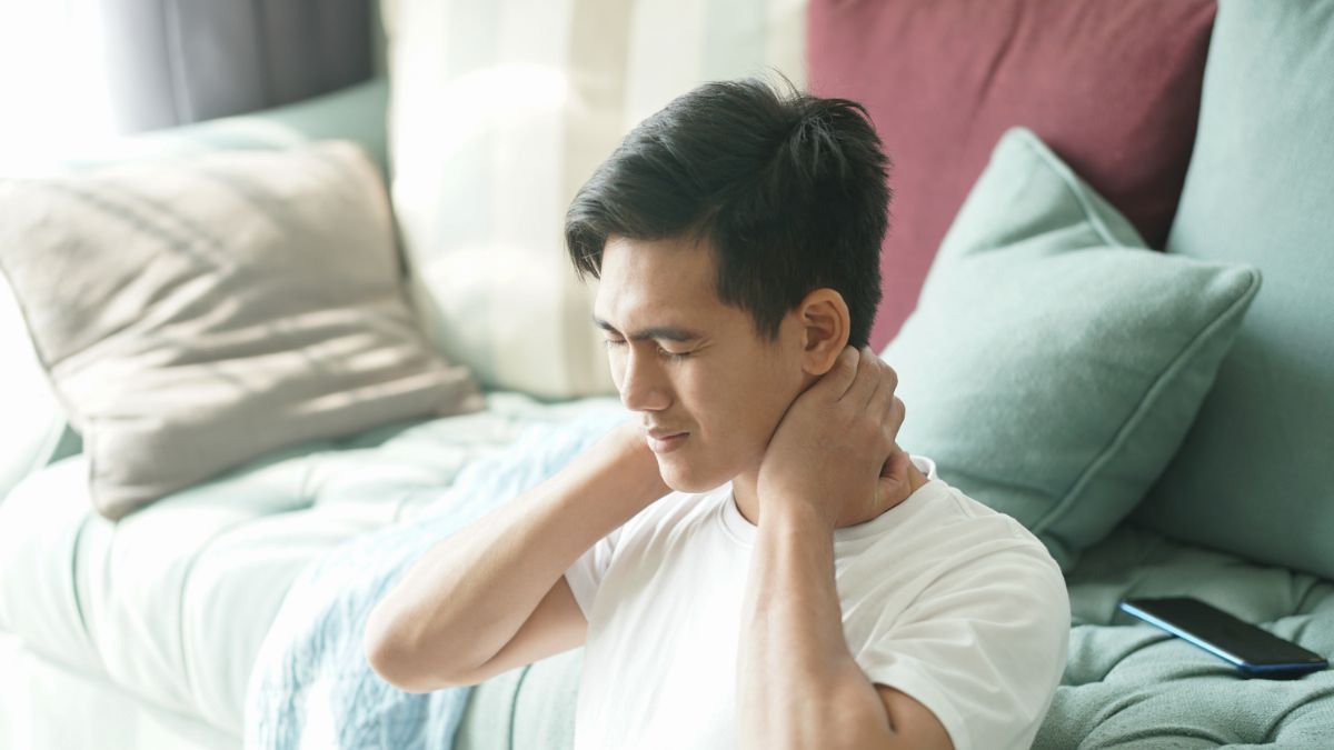 10 Penyebab Leher Belakang Sering Sakit 