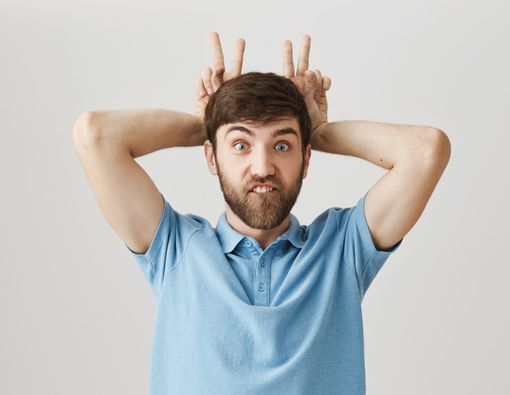 Efek Pasang Gigi Kelinci seperti Roy Kiyoshi pada Kesehatan Gigi