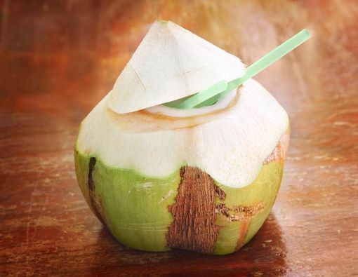 Atasi Insomnia dengan Air Kelapa