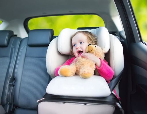 Trik Agar si Kecil Tak Rewel saat Perjalanan Jauh