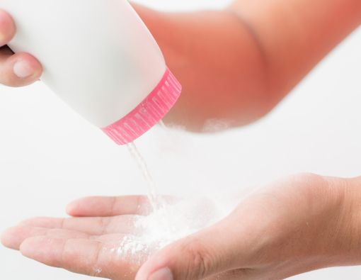 Johnson &amp; Johnson Menarik Bedak Bayi karena Isu Asbestos