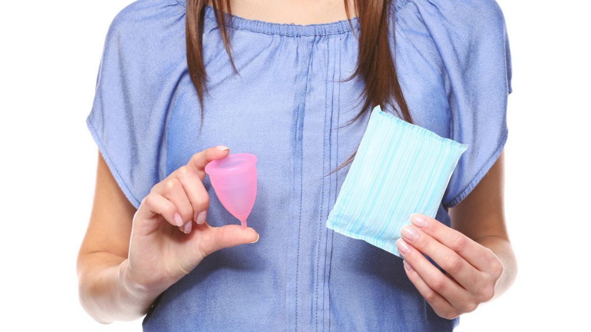 Pilih Mana, Menstrual Cup atau Pembalut?