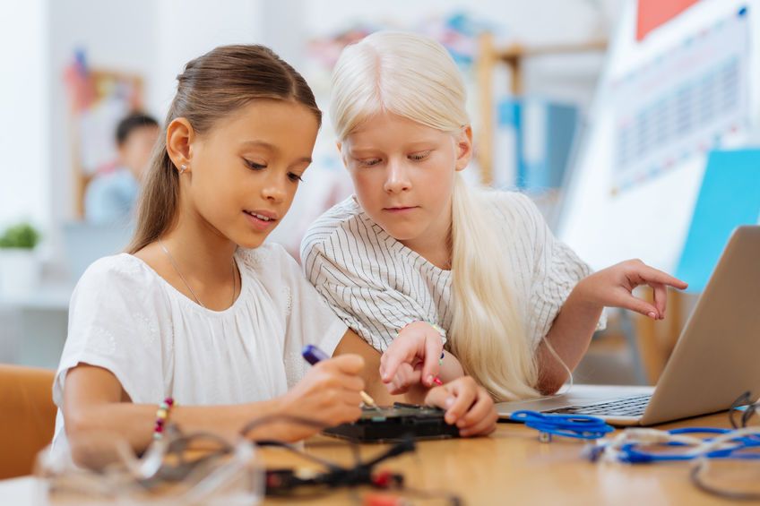 5 Manfaat yang Bisa Diperoleh Anak Multilingual