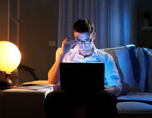 Waspada, Begadang Bisa Sebabkan Alzheimer