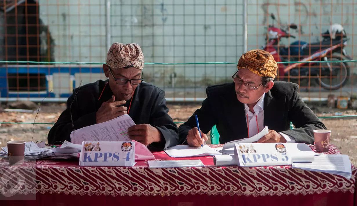 Perlukah Petugas KPPS Mendapat Vaksinasi Usai Pemilu?