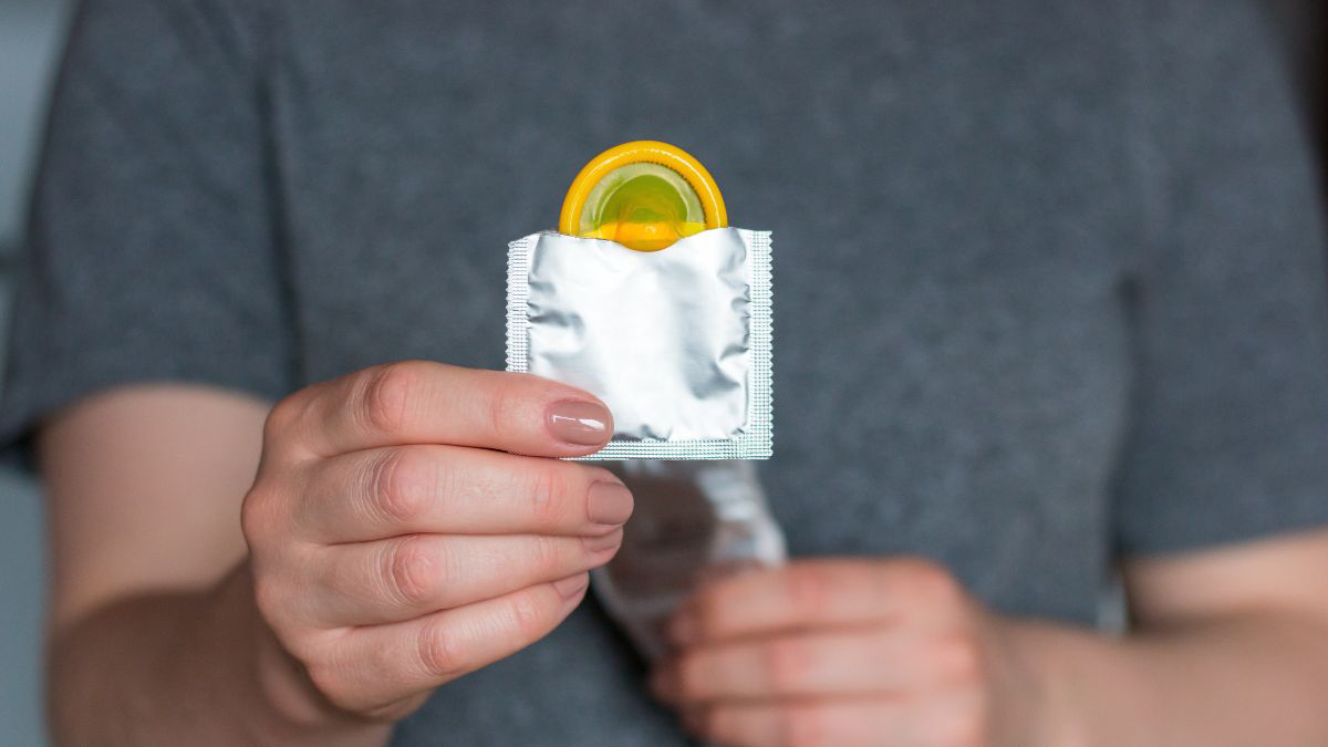 Cara Memilih Ukuran Kondom yang Tepat