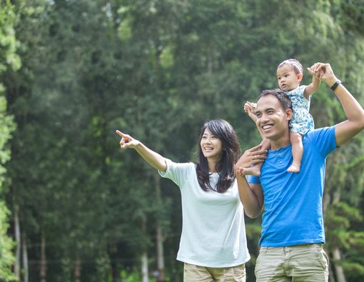 5 Aktivitas untuk Ayah di Hari Minggu Sambil Mengasuh Bayi