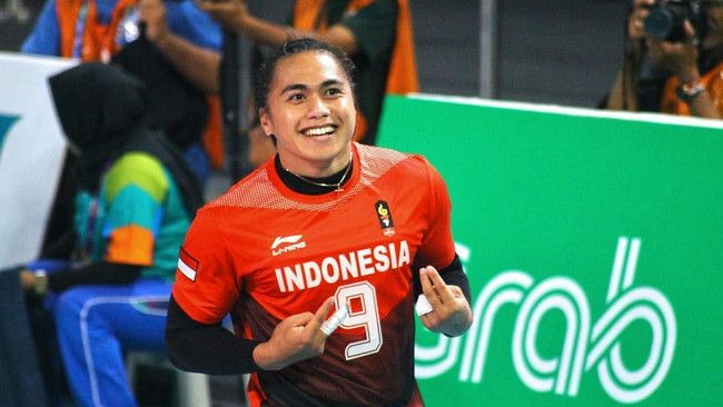 Tubuh Tegap Atlet Wanita ala Aprilia Manganang, Itu Wajar!