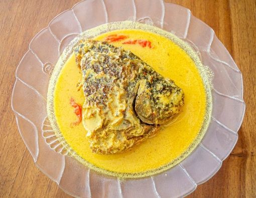 Awas, Makan Makanan Bersantan Bisa Picu Jerawat!