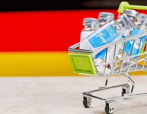 Benarkah Vaksin Pfizer Bisa Picu Bell’s Palsy?