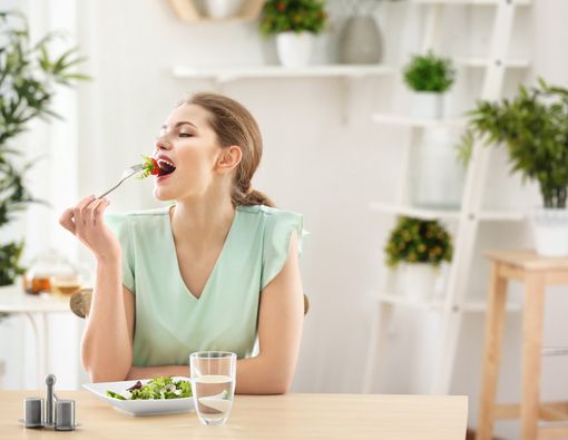 Tips Makan Sehat bagi Pengidap Psoriasis