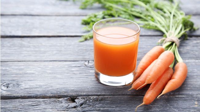 6 Manfaat Minum Jus Wortel Selama Bulan Puasa