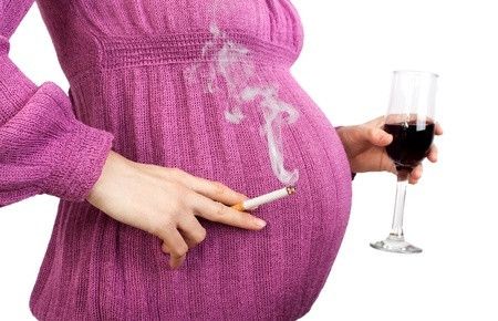 Inilah Penyebab Terjadinya Kehamilan Risiko Tinggi
