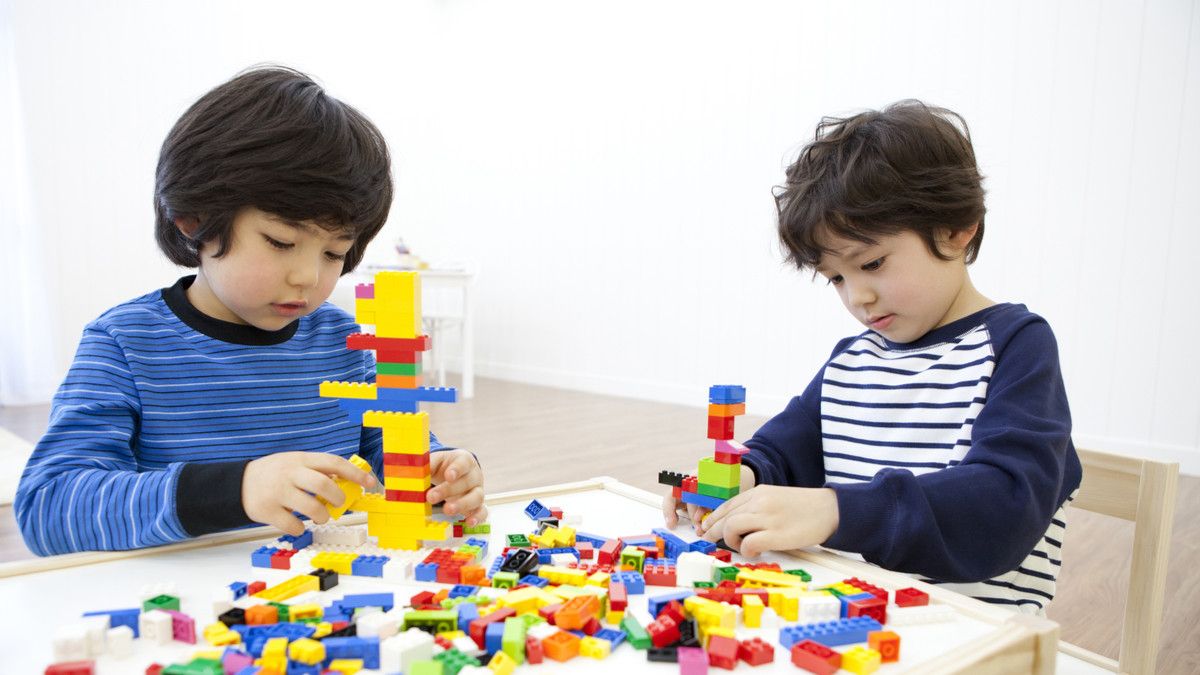 Rangsang Kreativitas Anak Lewat Lego