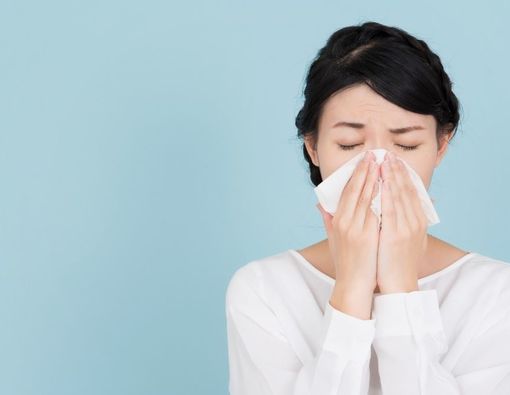 Ini Alasan Saat Bersin Mata Kita Tertutup