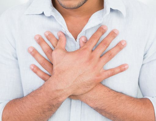 Kiat Atasi Asam Lambung Naik Akibat Sering Begadang