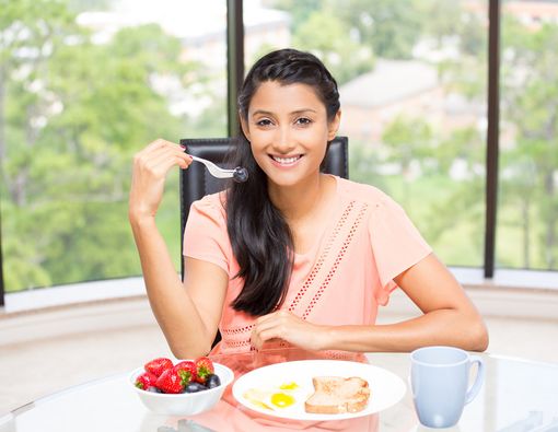 Seberapa Efektif Sarapan Membantu Menurunkan Berat Badan?