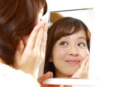 Kenapa Orang Bisa Narsis?