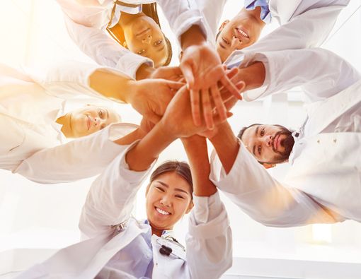 Tantangan bagi Dokter Muda Indonesia di Hari Dokter Nasional