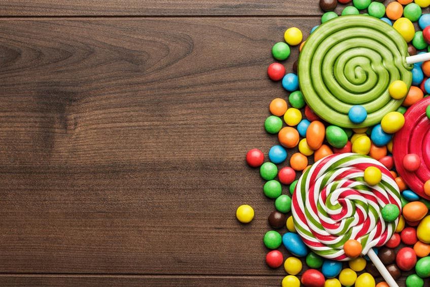 4 Camilan Ini Bisa Bikin Gigi Berlubang