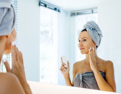 Ingin Awet Muda? Ini 7 Cara Mengurangi Kerutan di Wajah!