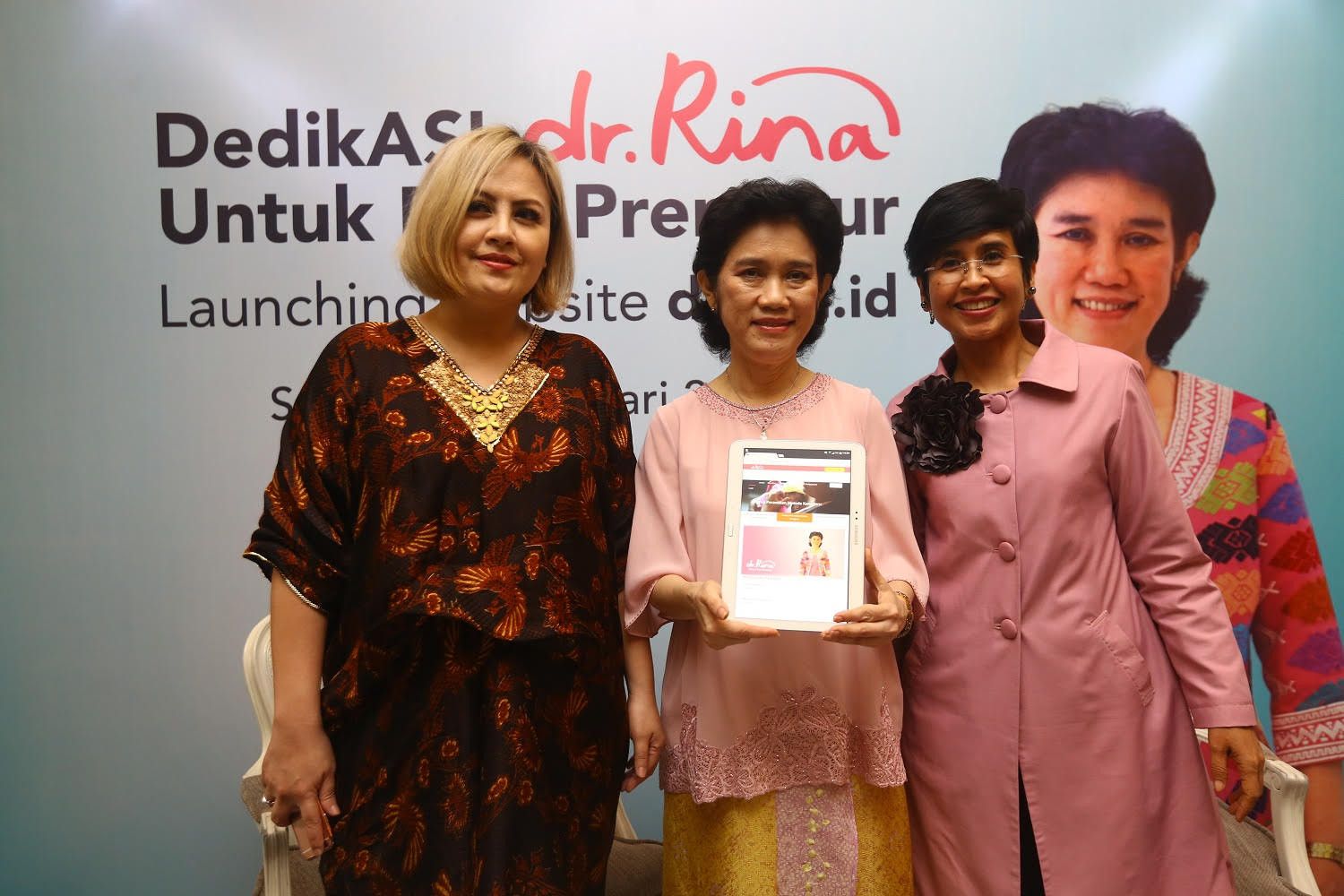 Selamatkan Bayi Prematur dengan ASI