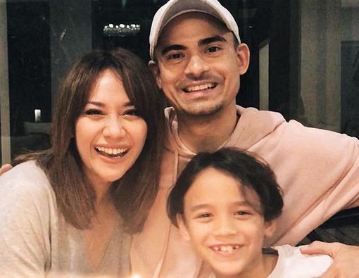 Setahun Pertama Ditinggal Pasangan Sangatlah Berat, Apa Kata Psikolog?