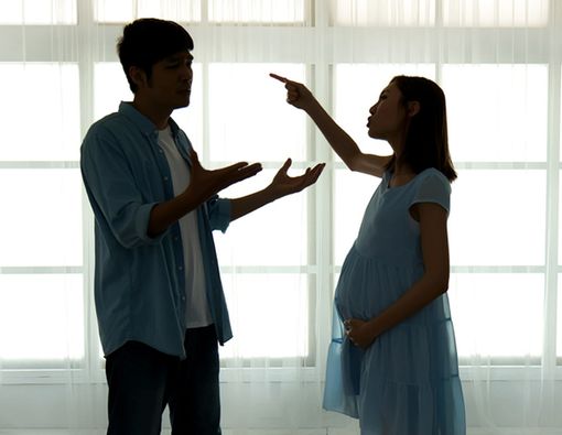 7 Penyebab Suami Selingkuh saat Istri Hamil, Kenapa?