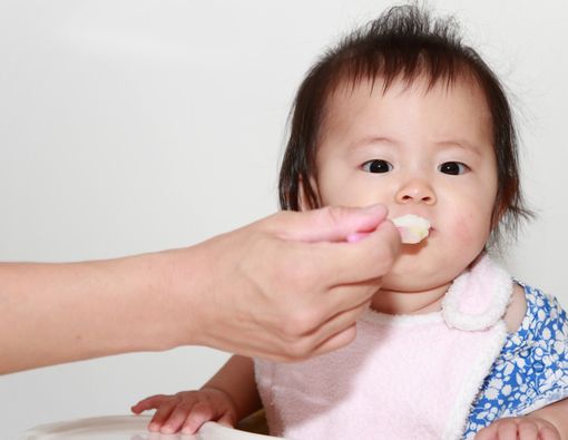 Bolehkah Bayi di Bawah 1 Tahun Makan Nasi?