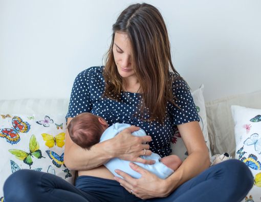 Jangan Katakan 4 Hal Ini pada Ibu Menyusui