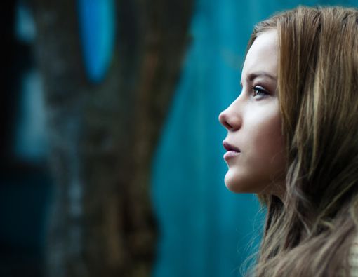 6 Cara Mencegah Keinginan Bunuh Diri pada Remaja