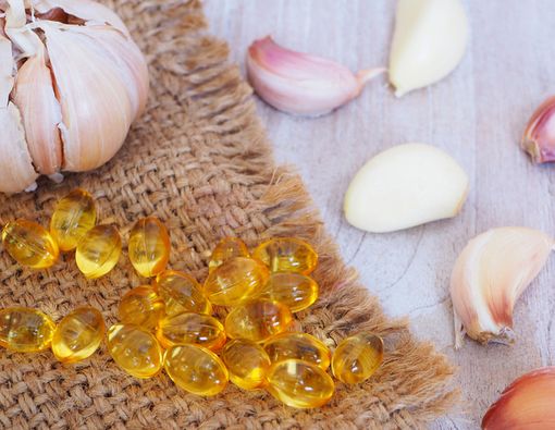 Tips Minum Suplemen Bawang Putih untuk Atasi Kolesterol Lansia
