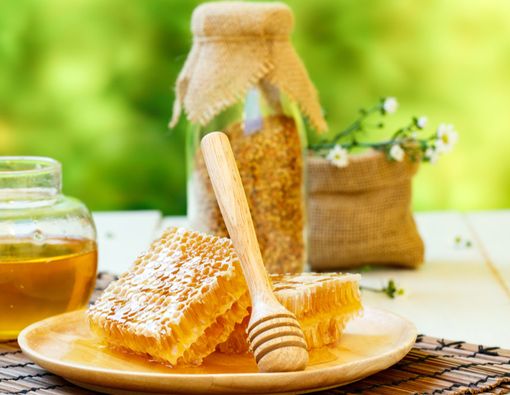 Manfaat Madu dan Royal Jelly untuk Kesehatan Gigi