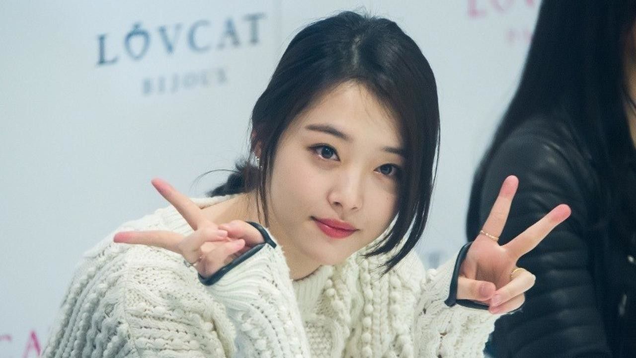 Kenali Bahaya Depresi Penyebab Bunuh Diri Sulli