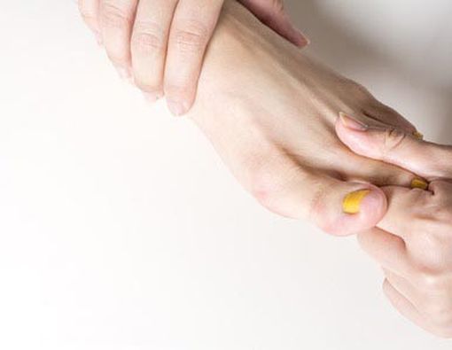 Kebiasaan Regangkan Jari dan Risiko Radang Sendi