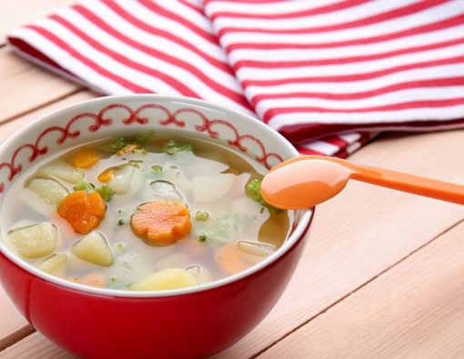 Kaldu untuk MPASI: Manfaat, Bahan, dan Cara Membuatnya