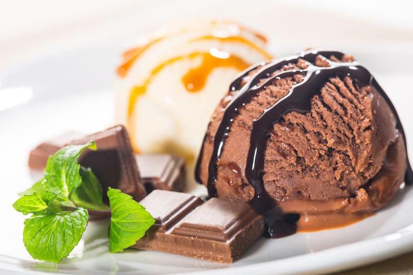 Hindari Konsumsi Makanan Ini Sebelum Tidur Agar Tidak Gemuk