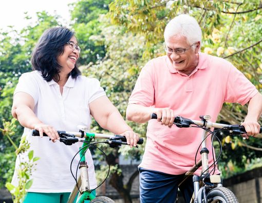 6 Kiat Tetap Bugar Di Usia Tua