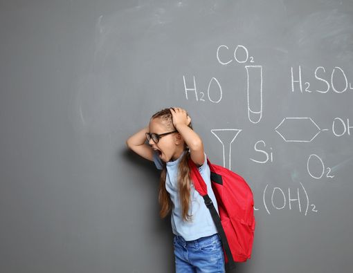 Kenali Penyebab Anak Tak Mau Sekolah