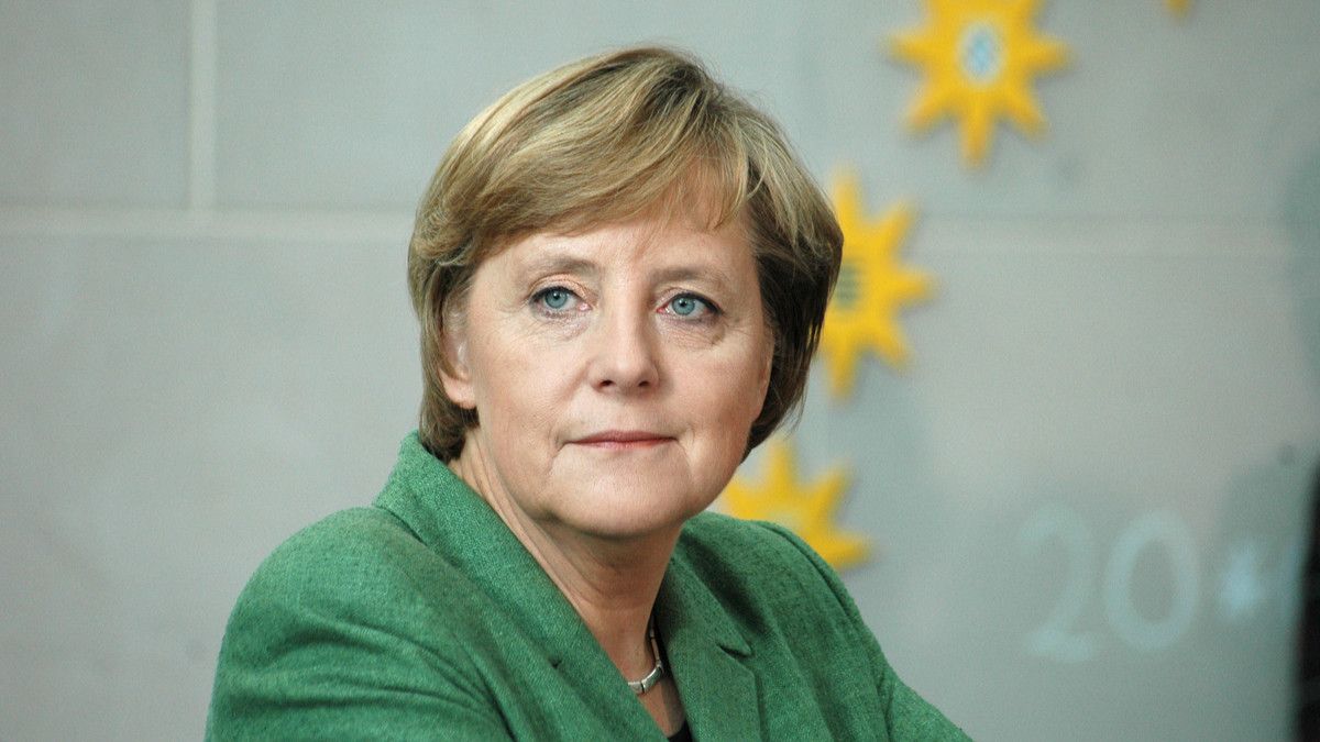 Dehidrasi Picu Gemetar seperti Kanselir Jerman Angela Merkel?