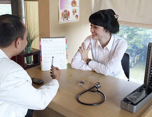 5 Hal yang Dapat Anda Diskusikan Saat Datang ke Dokter