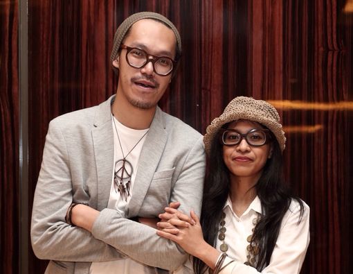 Musisi Endah N Rhesa Tur Keliling 5 Kota Naik Sepeda