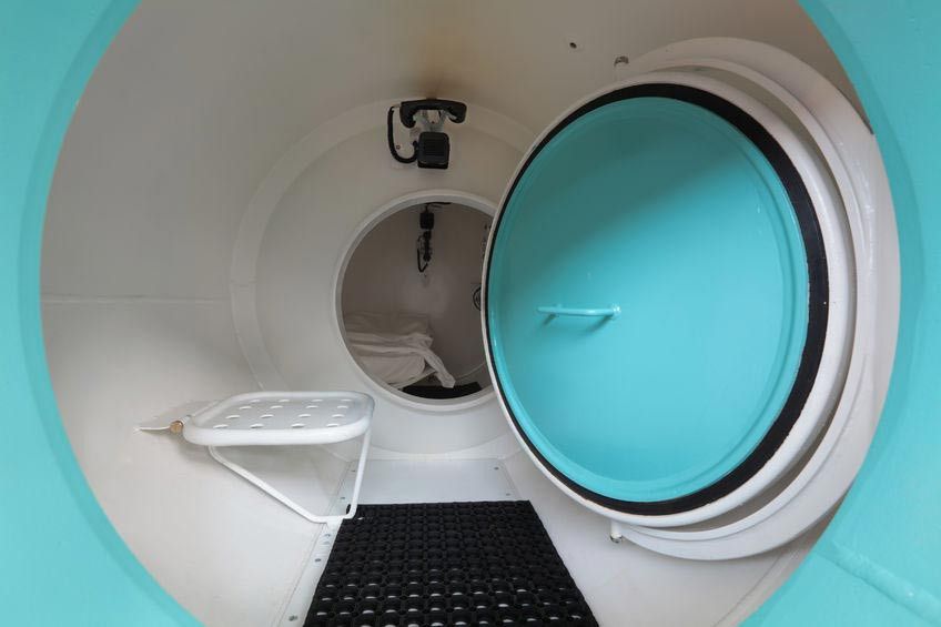 Terapi Oksigen Hiperbarik, Manfaat dan Risikonya