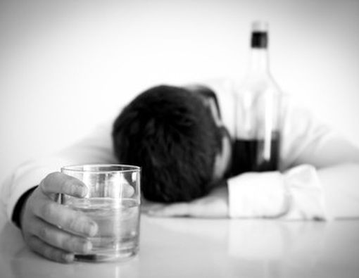 Tindakan Pertolongan Ketika Keracunan Minuman Keras Oplosan