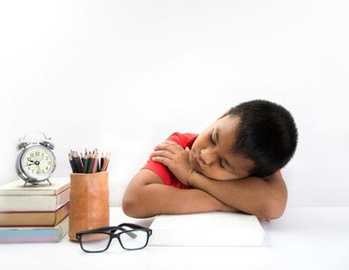 Bagaimana Jika Anak Malas Mengerjakan PR?