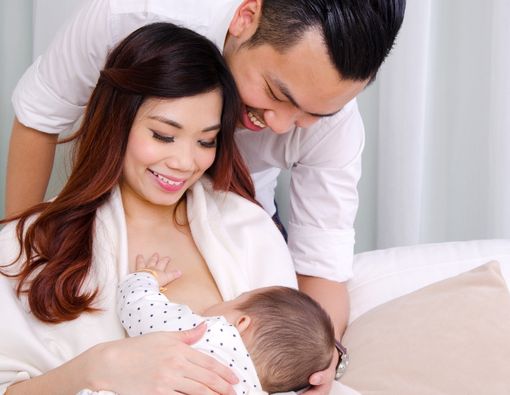 Pa, Ini Cara Bikin Mama Senang agar Produksi ASI Lancar