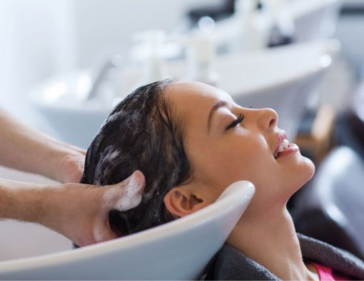 10 Manfaat Creambath Rutin, Bikin Rambut Sehat dan Berkilau